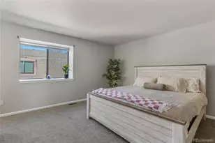1379 S Idalia St, Aurora, CO 80017 - Photo 18