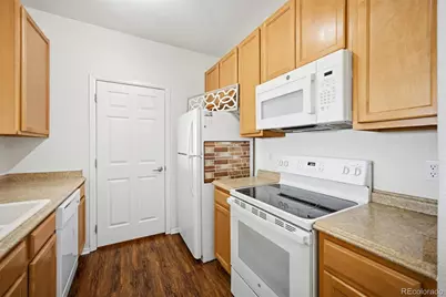 15700 E Jamison Drive #305, Englewood, CO 80112 - Photo 8