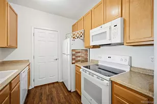 15700 E Jamison Dr, Englewood, CO 80112 - Photo 8