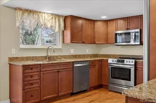 6161 S Niagara Way, Centennial, CO 80111 - Photo 2