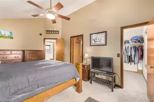 2083 E 97th Pl, Thornton, CO 80229 - Photo 18