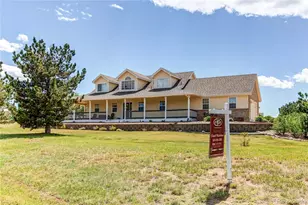 895 Antelope Dr W, Bennett, CO 80102 - Photo 2