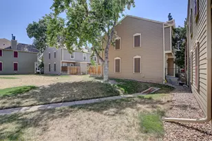 1811 S Quebec Way, Denver, CO 80231 - Photo 18