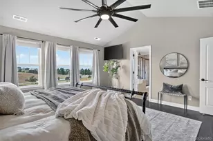 8247 S Country Club Pkwy, Aurora, CO 80016 - Photo 14