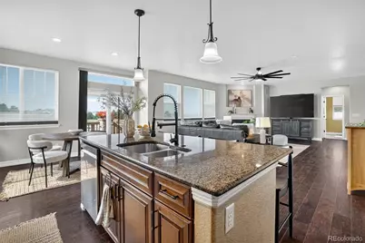 8247 S Country Club Parkway, Aurora, CO 80016 - Photo 12