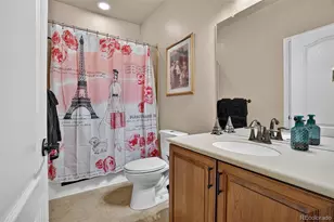 8247 S Country Club Pkwy, Aurora, CO 80016 - Photo 18