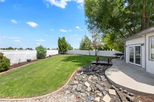 563 Kenai Ct, Windsor, CO 80550 - Photo 4