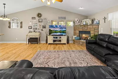 563 Kenai Court, Windsor, CO 80550 - Photo 16