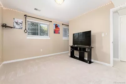 811 S Macon Way, Aurora, CO 80012 - Photo 14