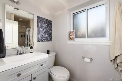 811 S Macon Way, Aurora, CO 80012 - Photo 16