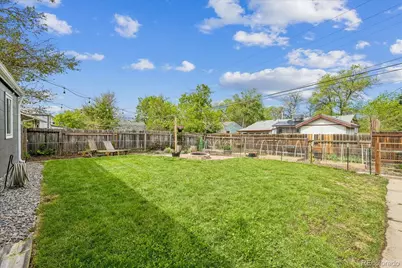 915 Newark Street, Aurora, CO 80010 - Photo 4