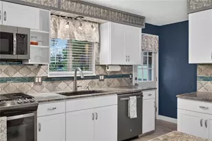 12562 E Exposition Dr, Aurora, CO 80012 - Photo 14
