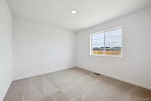 24717 E 40th Ave, Aurora, CO 80019 - Photo 16