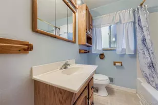1693 S Elm St, Denver, CO 80222 - Photo 16