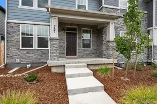 737 N Tempe St, Aurora, CO 80018 - Photo 2
