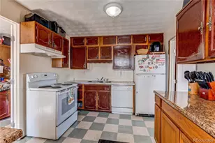 75 N Market St, Keenesburg, CO 80643 - Photo 20