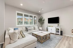 6078 N Lisbon St, Aurora, CO 80019 - Photo 6
