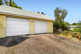 6420 Estes St, Arvada, CO 80004 - Photo 4