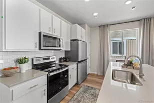 4638 N Sicily St, Aurora, CO 80019 - Photo 2