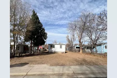 603 Locust Avenue, Lochbuie, CO 80603 - Photo 1