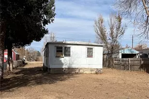 603 Locust Ave, Lochbuie, CO 80603 - Photo 2