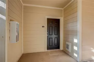 5756 N Genoa Way, Aurora, CO 80019 - Photo 2