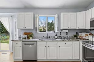 7026 Pine Hills Way, Littleton, CO 80125 - Photo 14