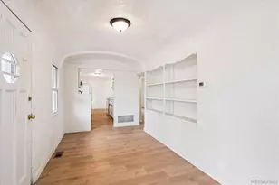 2110 Eagle Cir, Aurora, CO 80011 - Photo 4