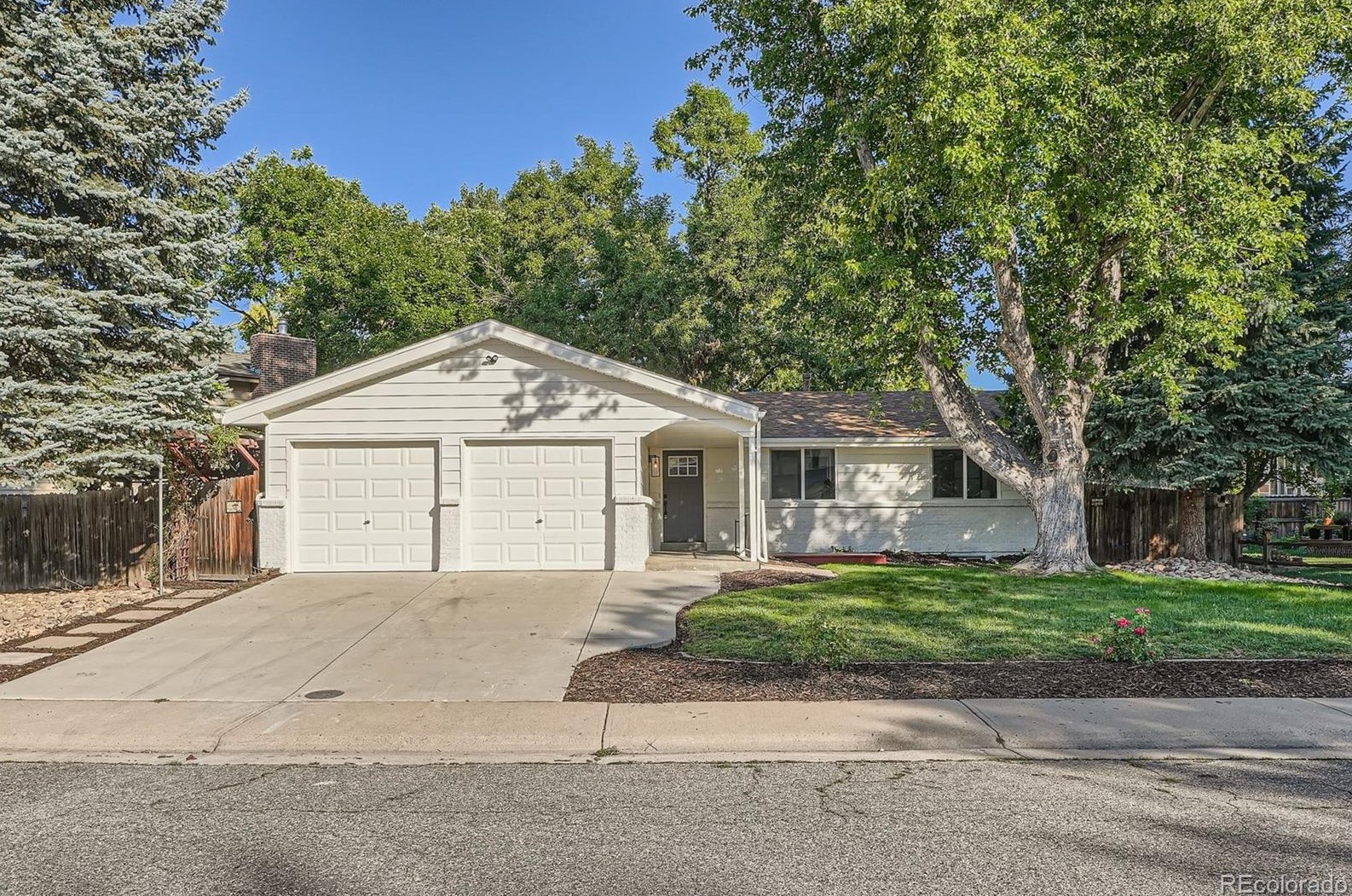 9661 74th Pl, Arvada, CO 80005-4117