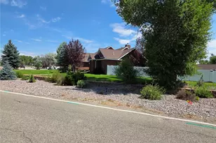 800 Cottonwood Cir, Alamosa, CO 81101 - Photo 4