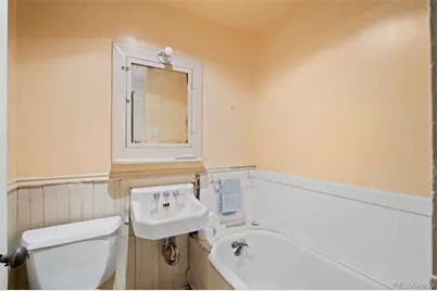 110 W Ellsworth Avenue, Denver, CO 80223 - Photo 18