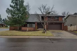 996 E Irish Pl, Centennial, CO 80122 - Photo 4