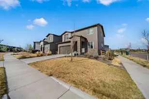 3906 N Catawba Wy, Aurora, CO 80019 - Photo 2