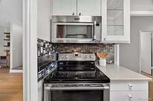 4250 S Olive St, Denver, CO 80237 - Photo 8