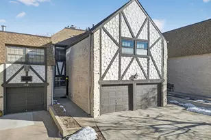 4250 S Olive St, Denver, CO 80237 - Photo 2