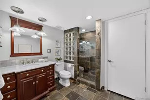 4250 S Olive St, Denver, CO 80237 - Photo 18