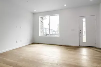 7661 S Cherokee Circle E, Centennial, CO 80016 - Photo 2