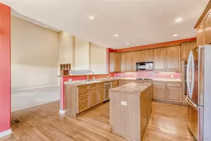 5751 S Flanders Ct, Aurora, CO 80015 - Photo 16