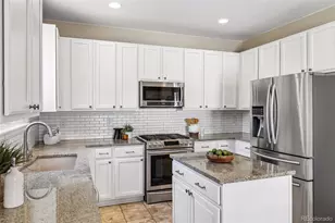 1206 S Flat Rock Circle, Aurora, CO 80018 - Photo 14