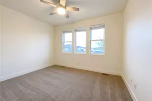 7401 Turnbull Ct, Windsor, CO 80550 - Photo 4