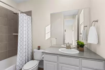 27267 E Jamison Place, Aurora, CO 80016 - Photo 20