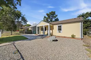1725 Dayton St, Aurora, CO 80010 - Photo 2