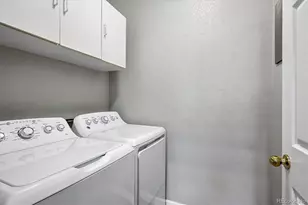 1385 S Ulster St, Denver, CO 80231 - Photo 12
