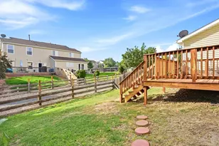 21972 E Crestline Pl, Aurora, CO 80015 - Photo 46