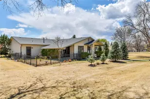 48 Scott Dr S, Broomfield, CO 80020 - Photo 2