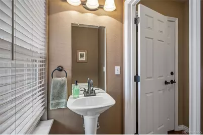 56600 E 41st Avenue, Strasburg, CO 80136 - Photo 28