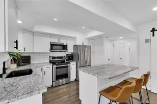 9240 E Lehigh Ave, Denver, CO 80237 - Photo 10