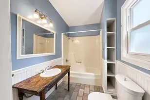 819 E 25th Ave, Denver, CO 80205 - Photo 14