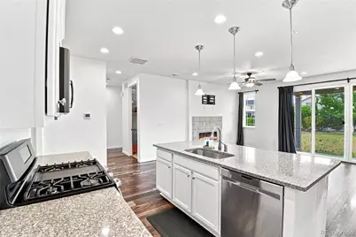 200 S Langdale Court, Aurora, CO 80018 - Photo 12