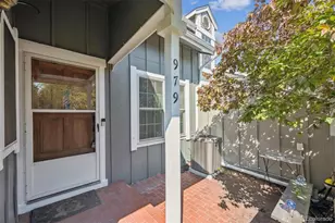 979 S Granby Way, Aurora, CO 80012 - Photo 2